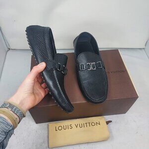 Louis Vuitton MENS LV Logo Black Driver Shoe
